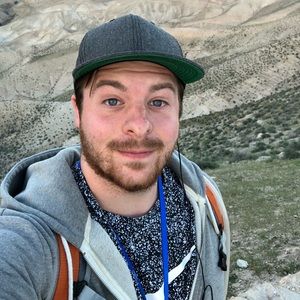 Meet your Posher, Alex